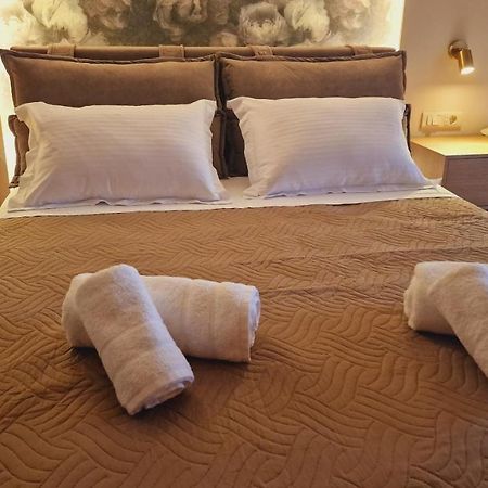 Primrose Apartments Tolón 외부 사진